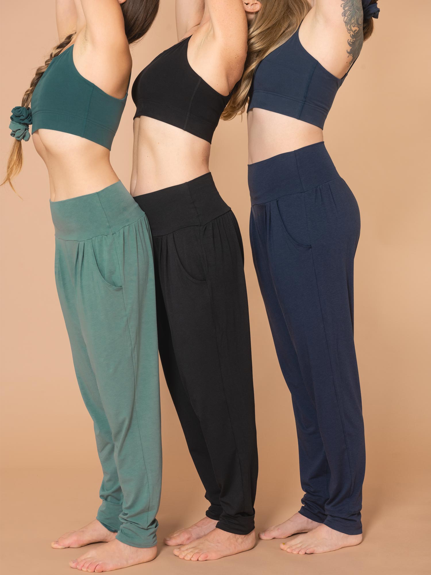 Yoga Hose aus Tencel in mehreren Farben